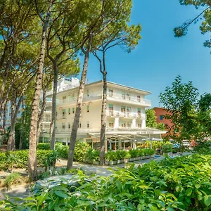 Milano 3*, Eraclea Mare Italien